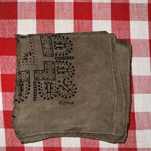 Ozma of California Ash Bandana